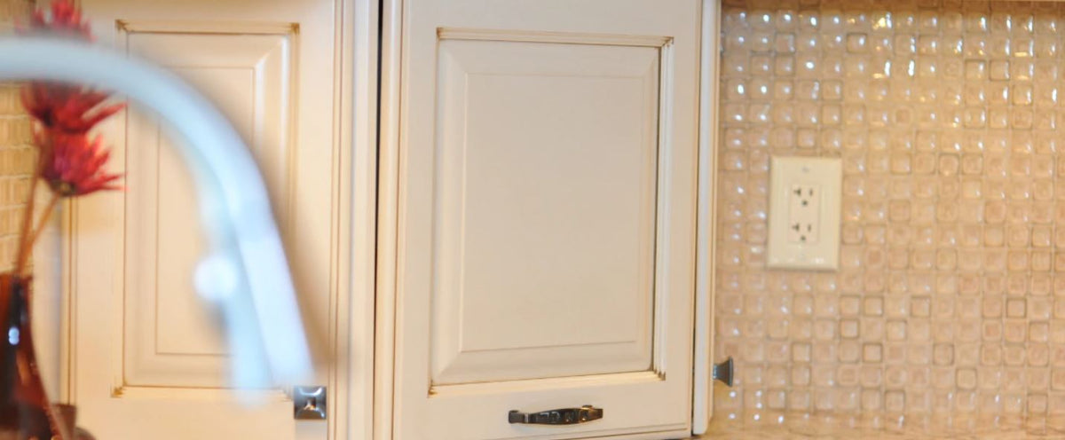 Crackle Glass Tile: A Homeowner's Guide to Choosing, Installing and Caring for It