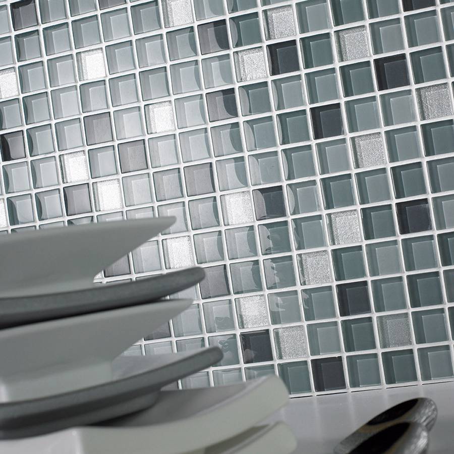 How Glass Mosaic Tiles are Made and Why They Shine