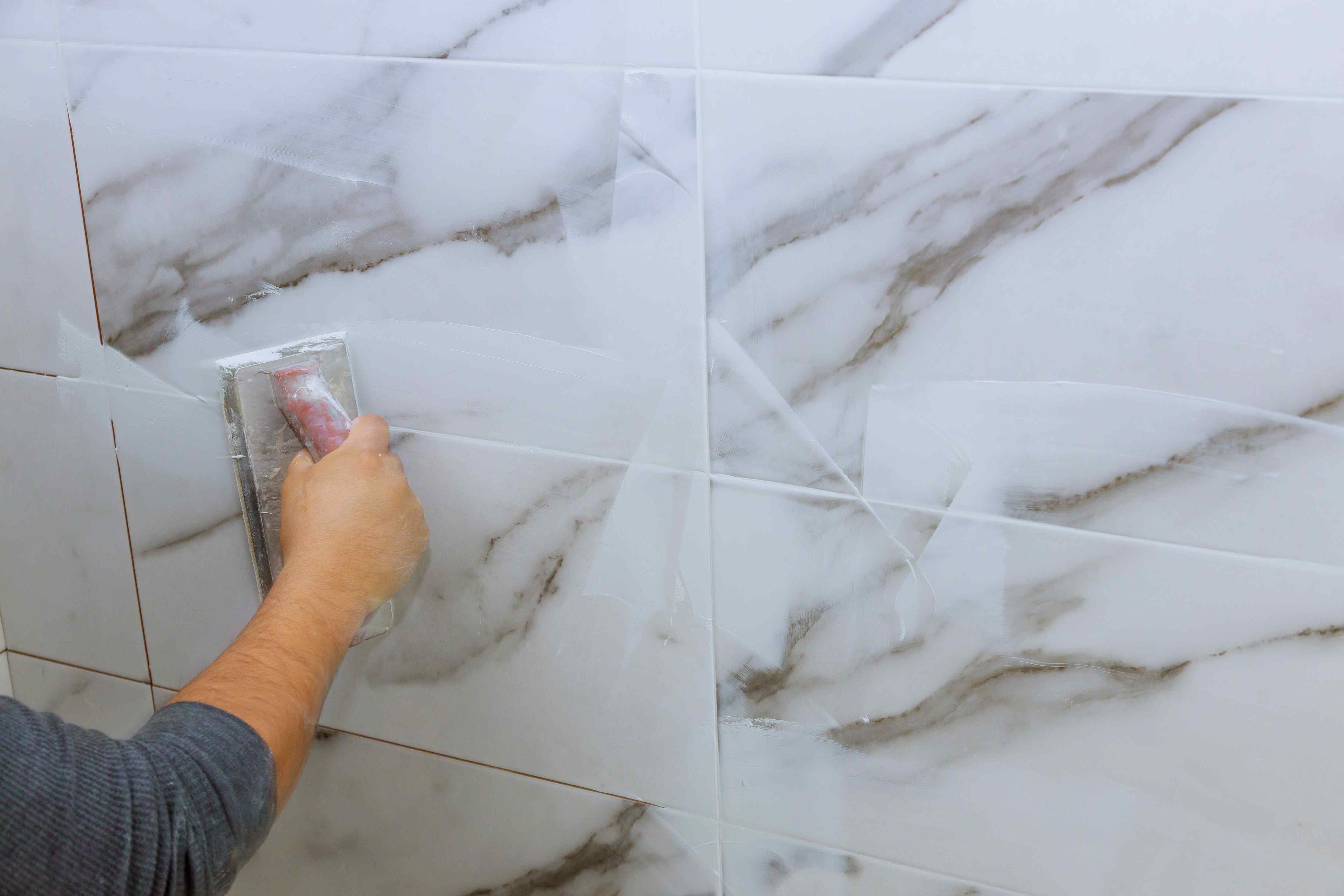 Creating the Perfect Oasis: Choosing the Right Pool Tile Grout Colors ...