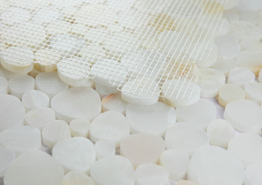 NB4271 Sliced Pebble Onyx White Honed Marble Mosaic Angle View
