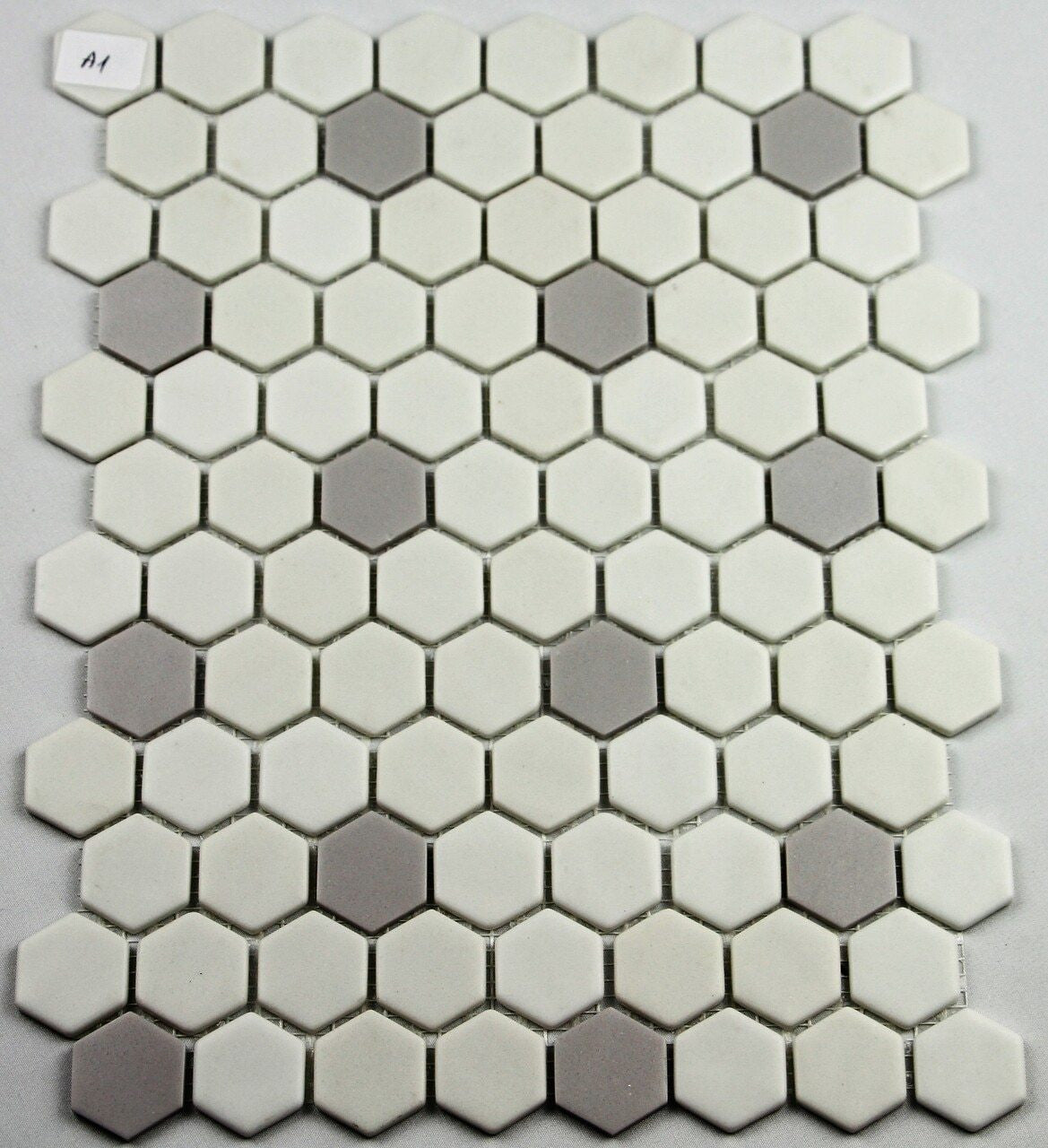 Onix Mosaico Hearth Palace Hexagon Light Gray and White HP1HBP3