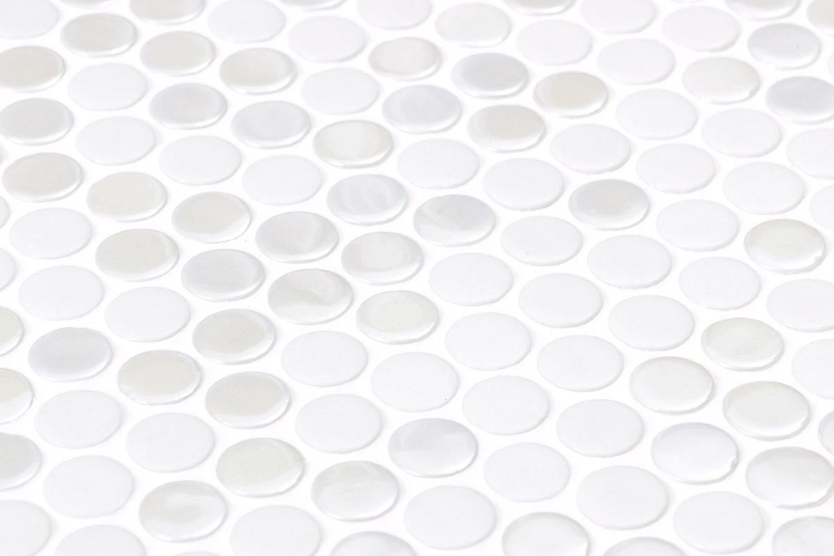 Bella Glass Tiles Hearth Palace Penny Round Nature Glass Opale White HP1PRNGOW Close up
