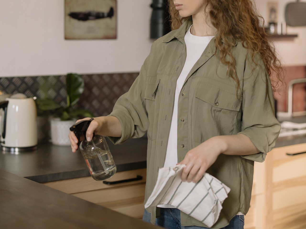 4 tips on cleaning kitchen backsplash tiles