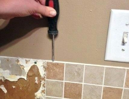 How To Remove Kitchen Backsplash Tiles, How To Remove A Tile Backsplash